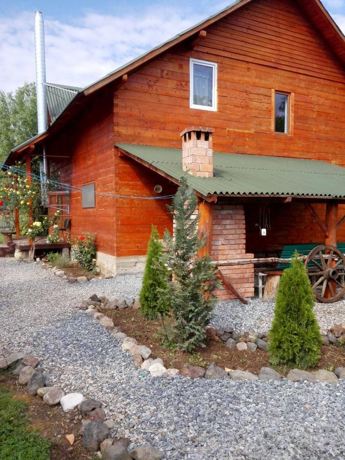 הוילה Moldoveneşti The Wooden House מראה חיצוני תמונה